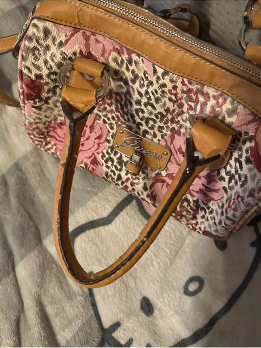 Guess satchel pink